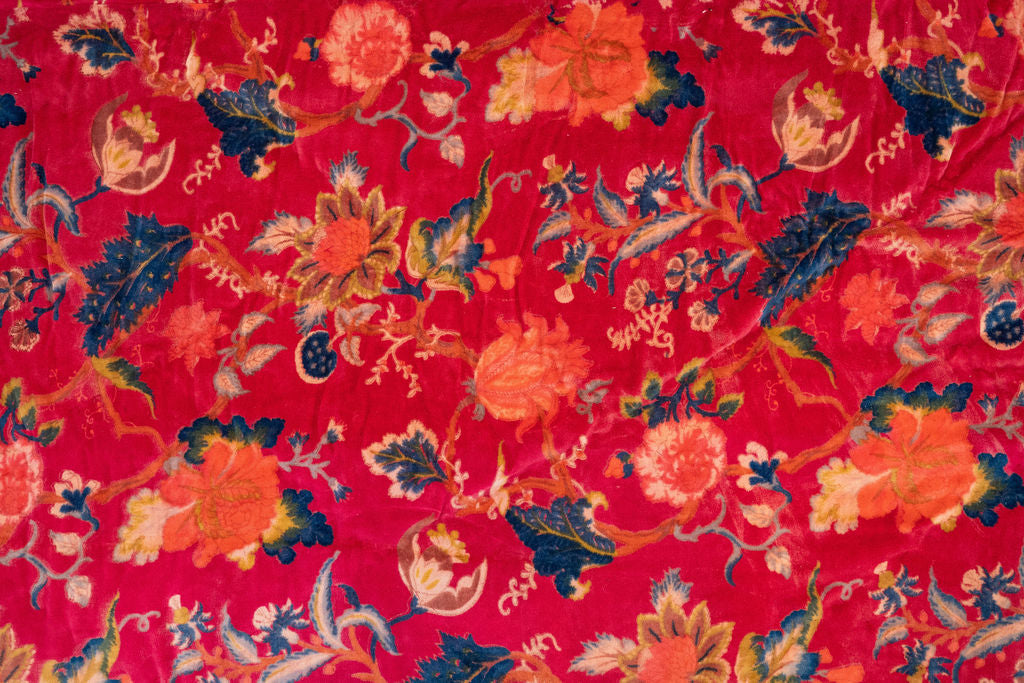 Velvet Bloom Luxe Quilt - Crimson Carnival Handcrafted Bedding