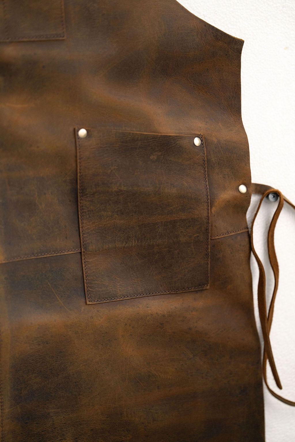 Thick vintage leather apron brown with tool holder pockets