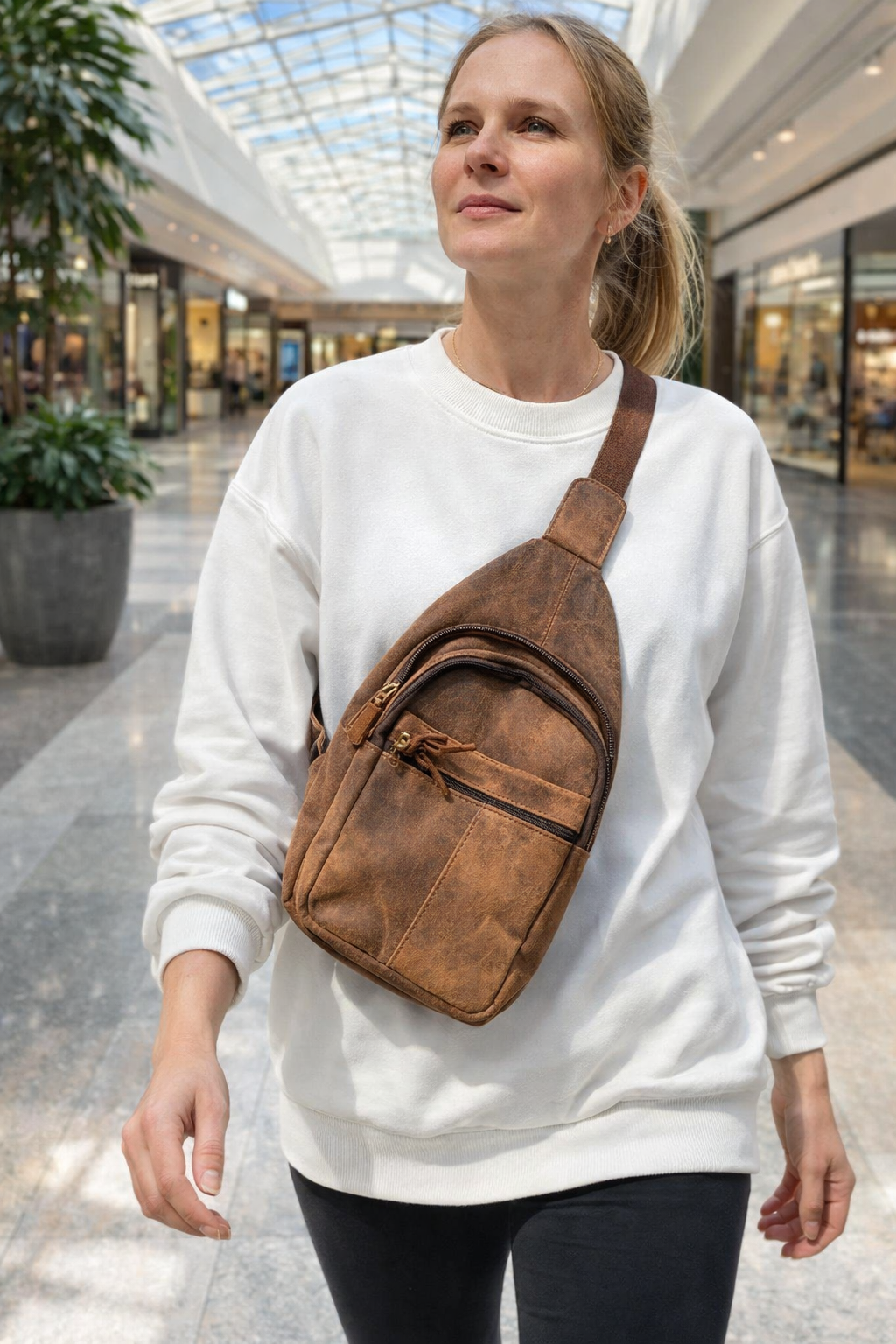 Everyday leather chest bag in vintage crossbody style for daily use
