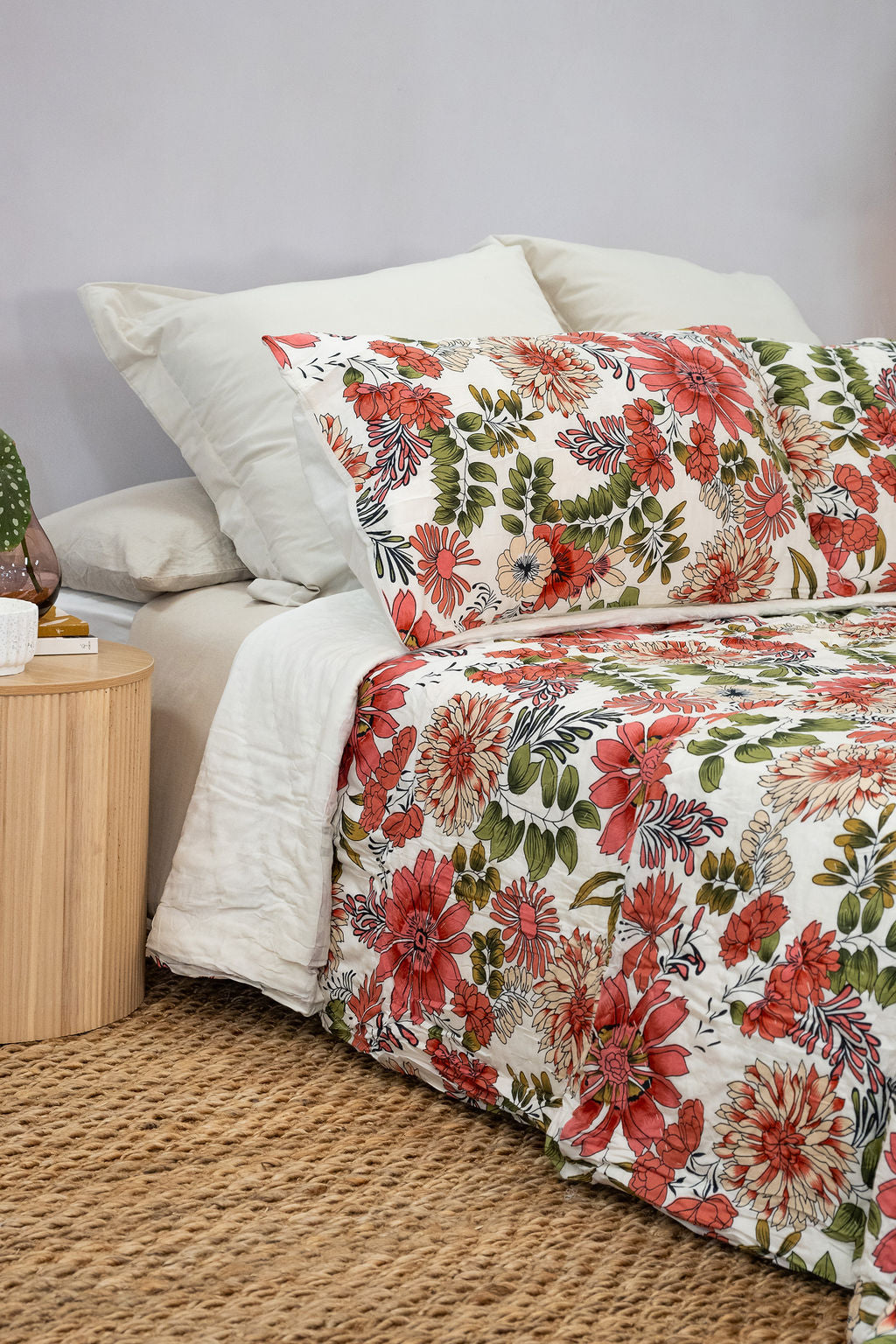 Coral Bloom Cotton Quilt Set - Floral King Size