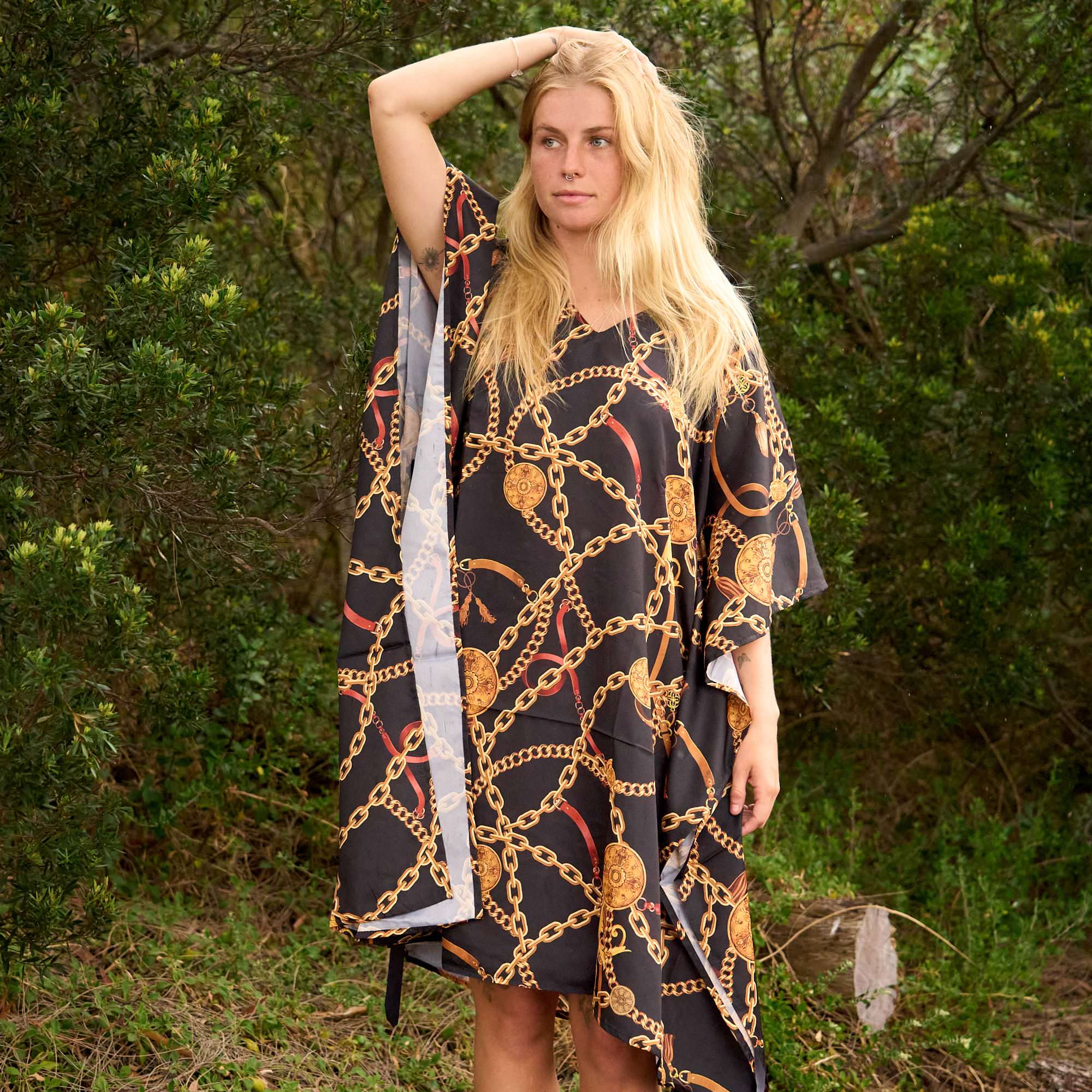 Elegant Golden Links Silk Kaftan