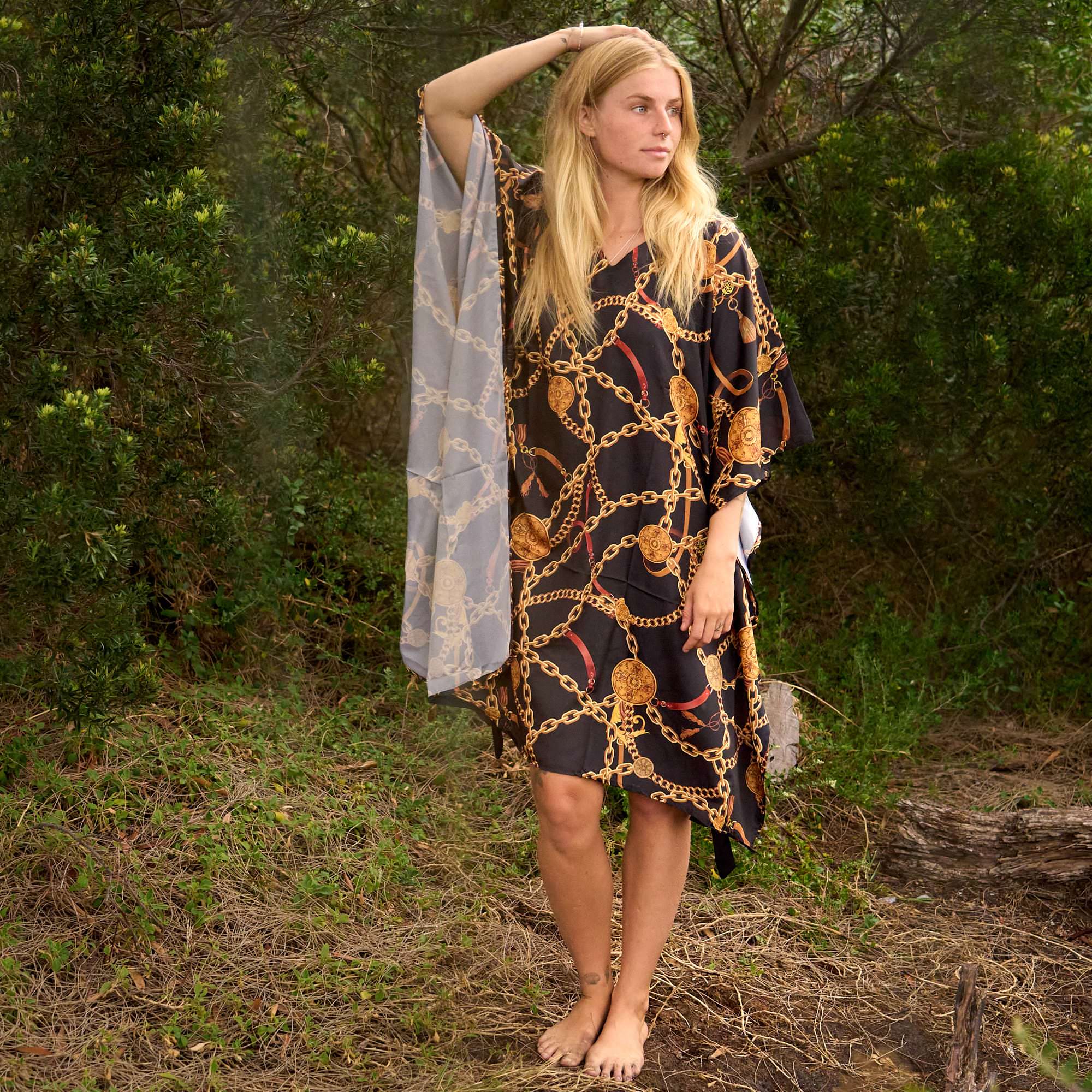 Elegant Golden Links Silk Kaftan