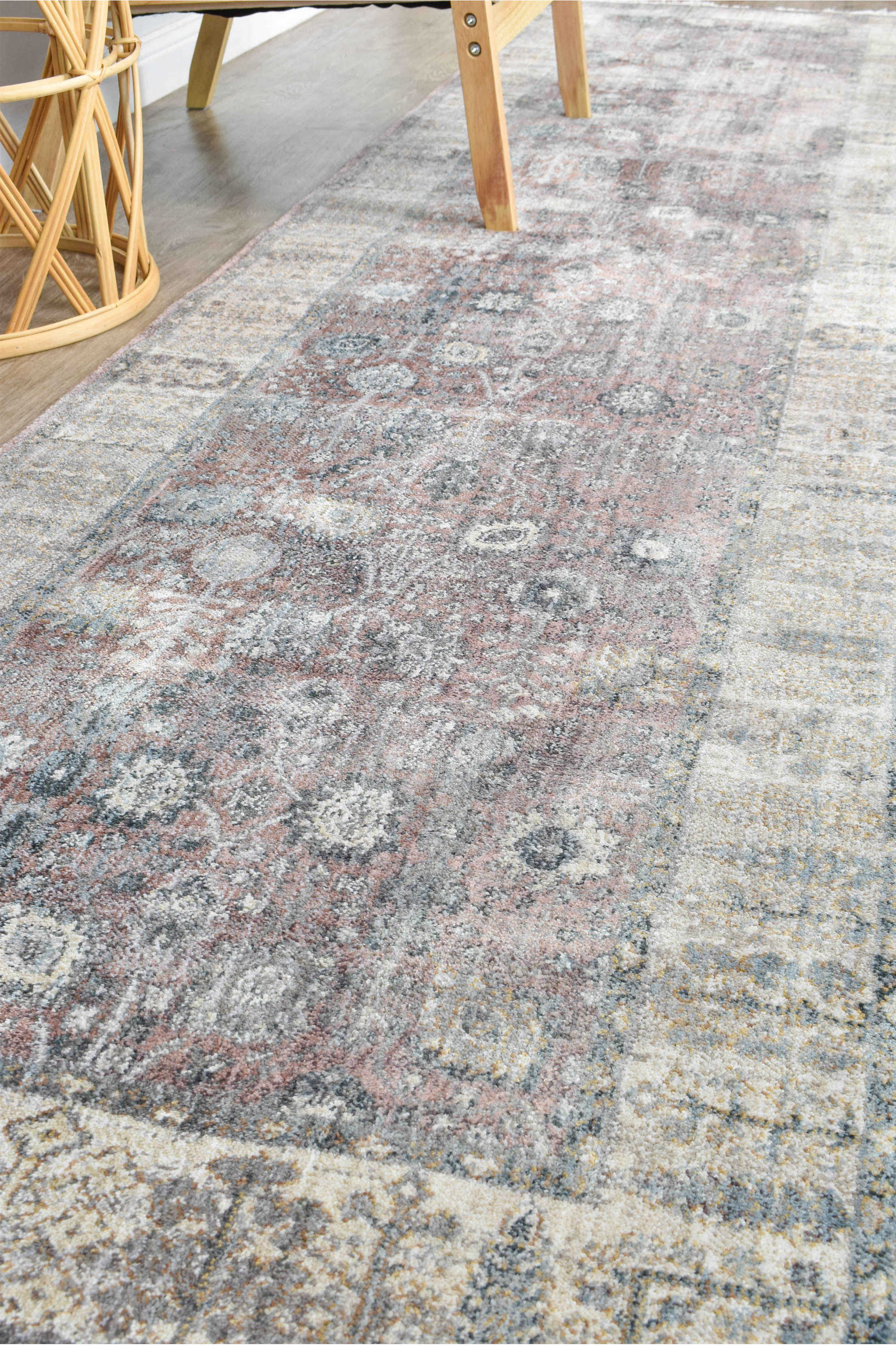 Novara 0B568A Rose Balm - Unique Decorative Rug