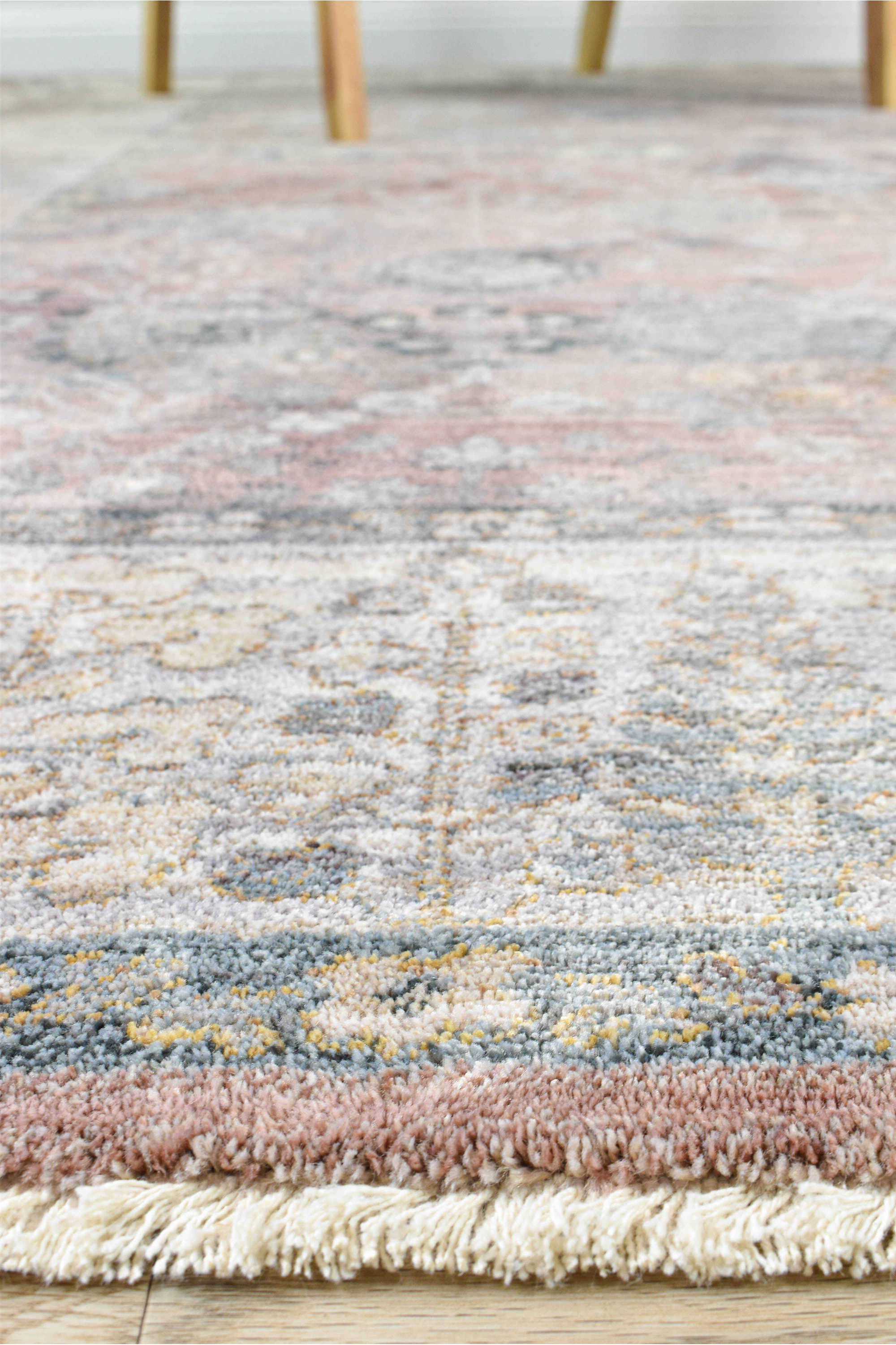 Novara 0B568A Rose Balm - Unique Decorative Rug
