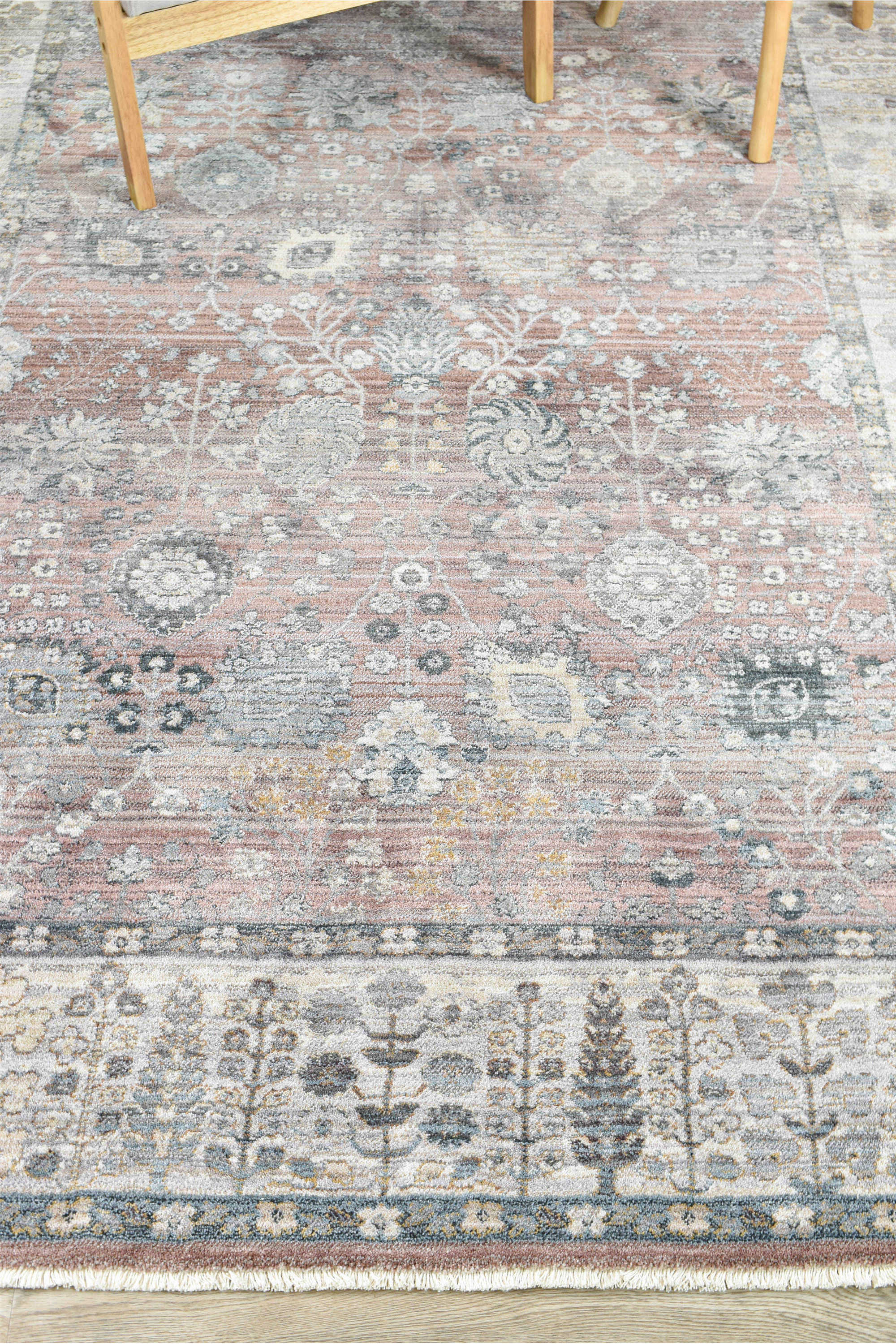 Novara 0B568A Rose Balm - Unique Decorative Rug