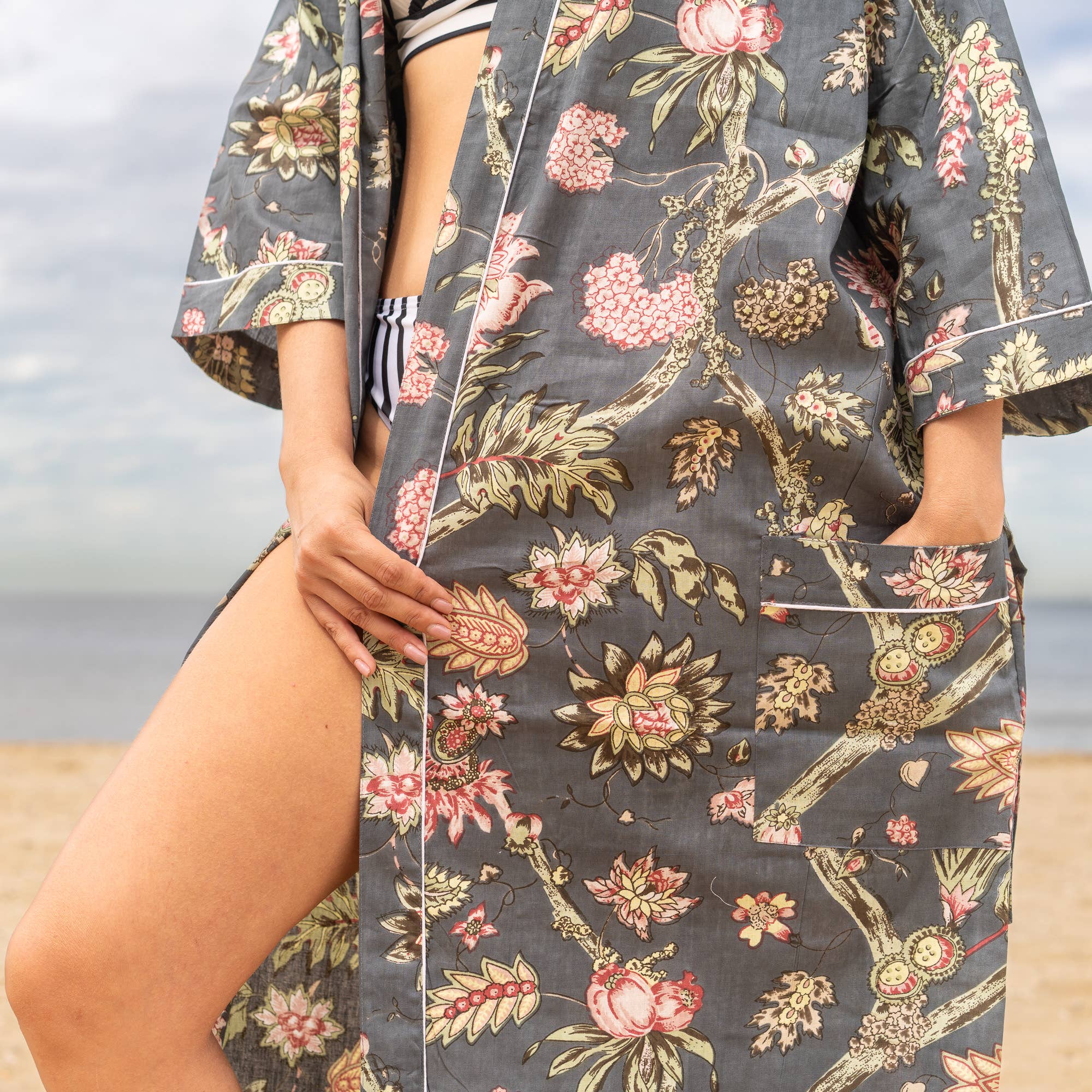 FLORAL BLISS' Women's Cotton Kimono Robe - Floral Feel