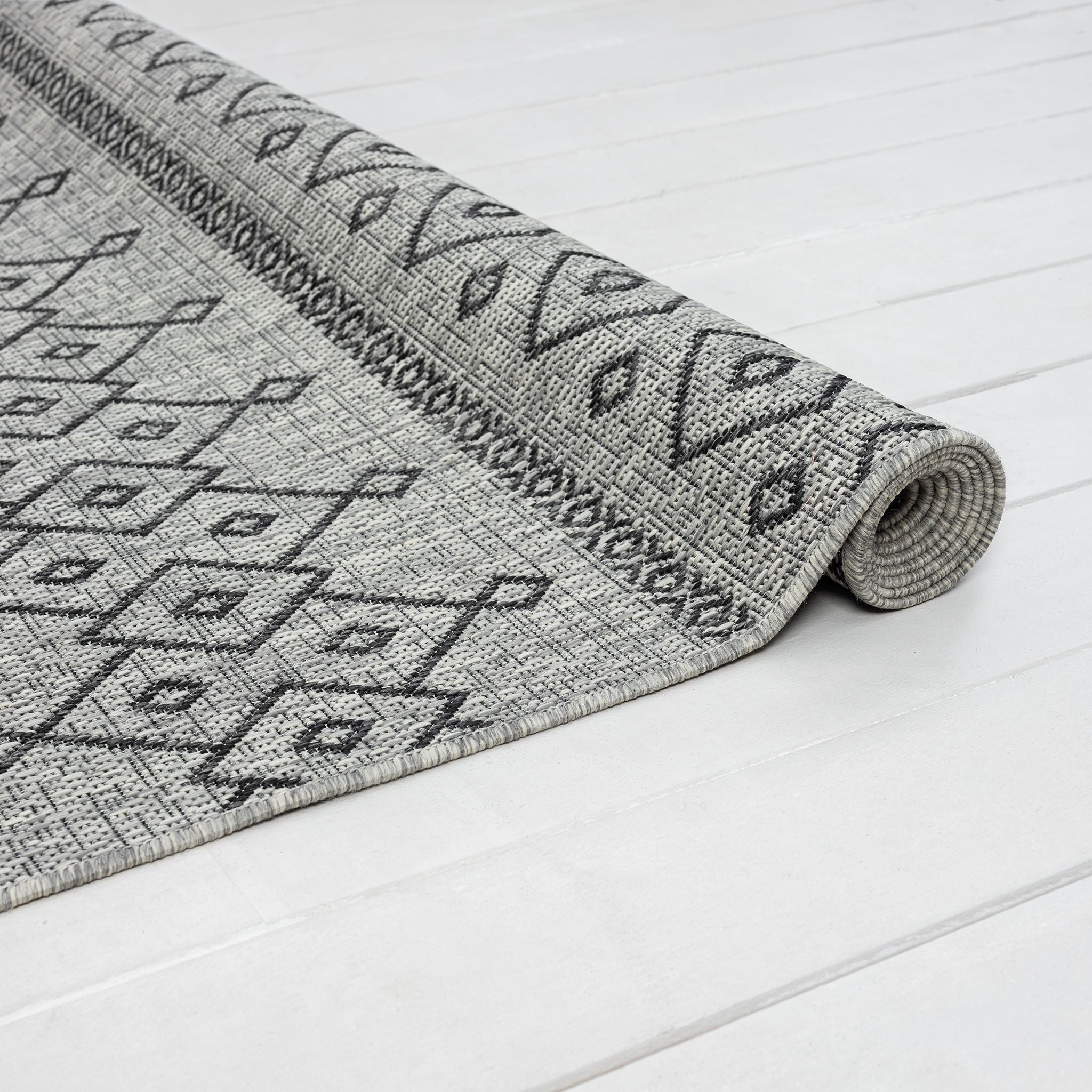 Alfresco 423 Lava Grey Rug - Sophisticated Floor Rug