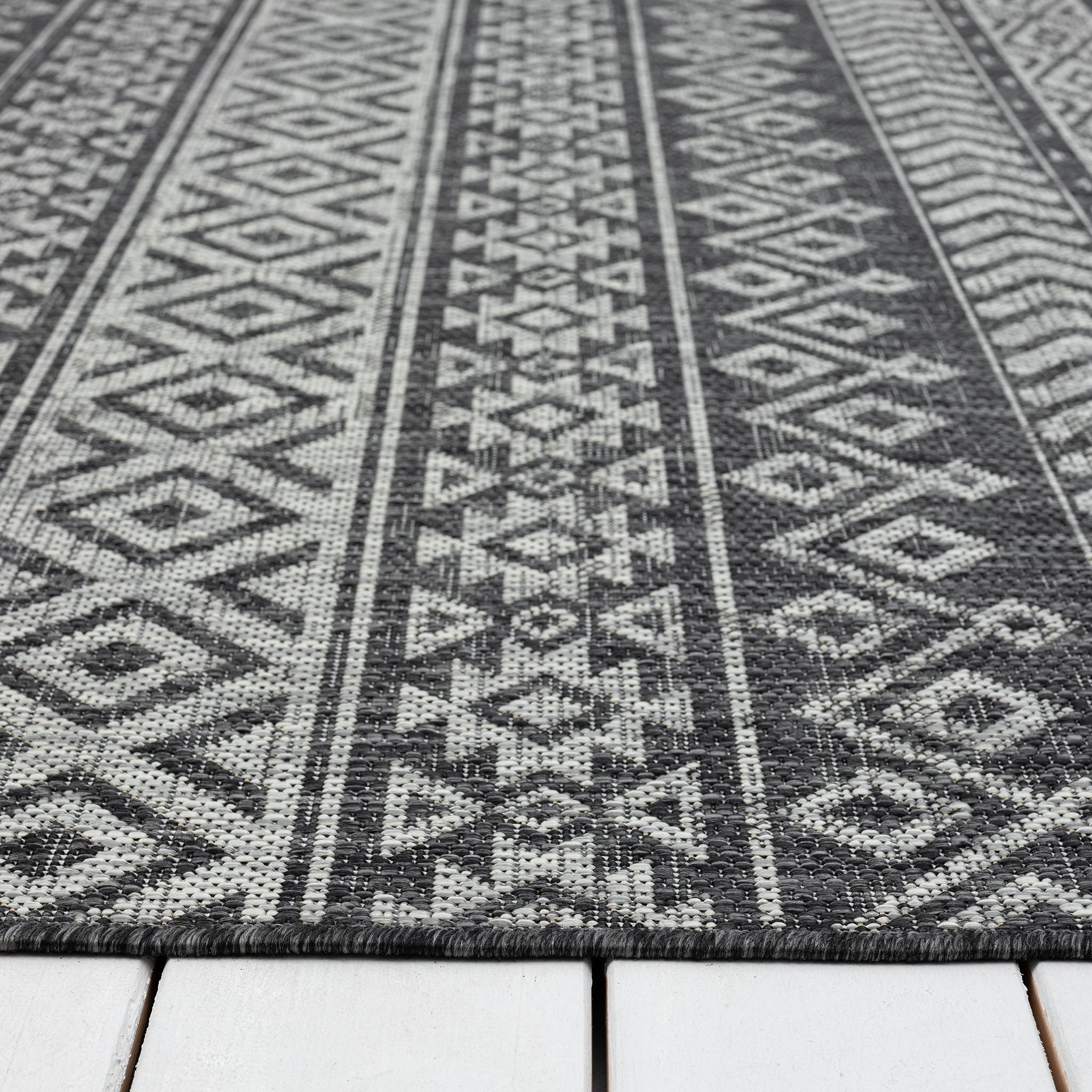 Alfresco 421 Dark Grey Rug - Weatherproof & Elegant