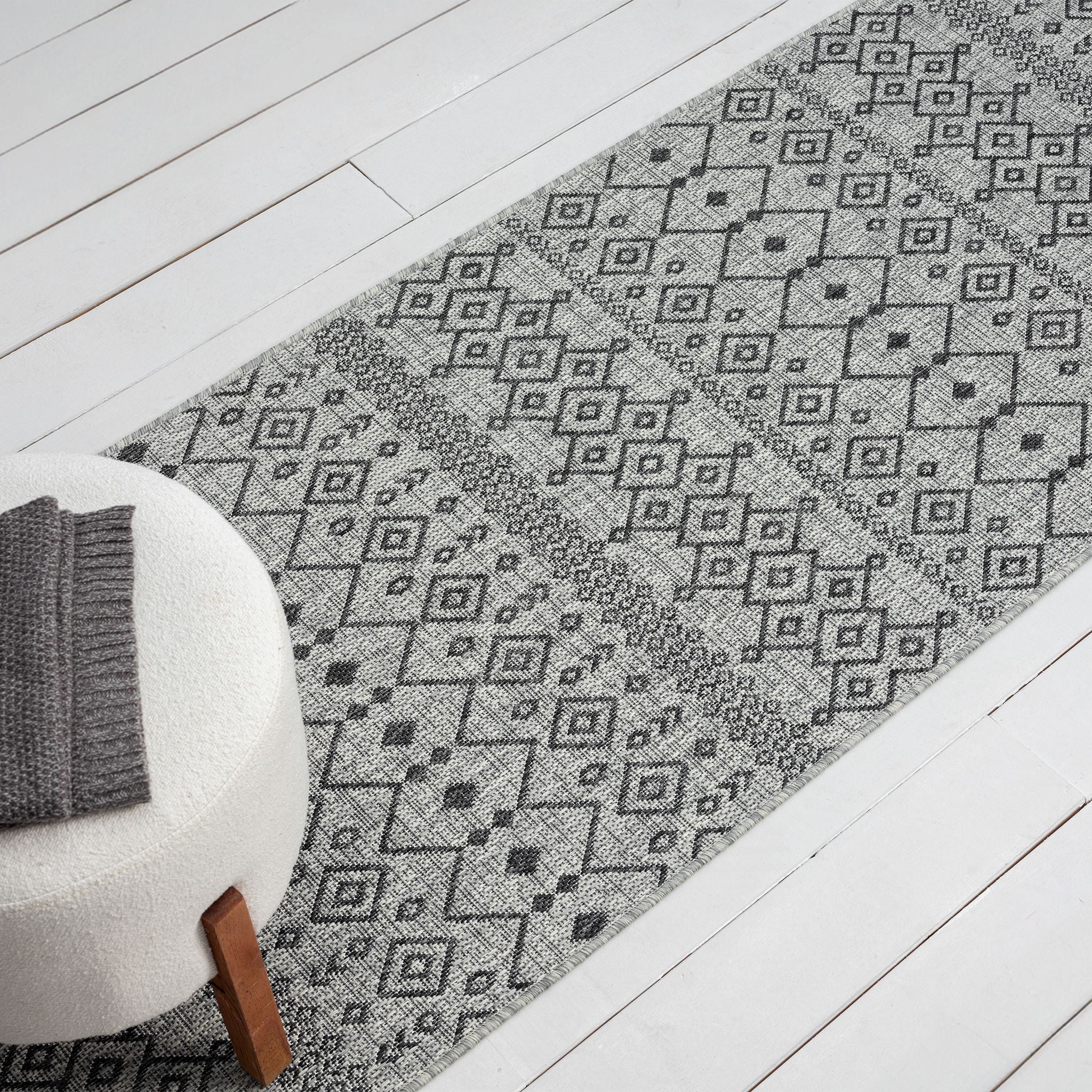 Alfresco 423 Lava Grey Runner Rug - Refined Hallway Rug