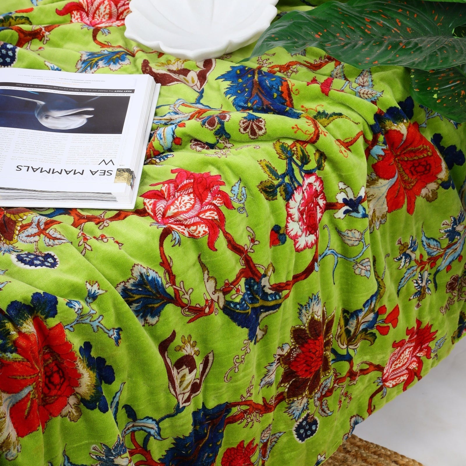 Spring Green Velvet Kantha Quilt - Cosy Style