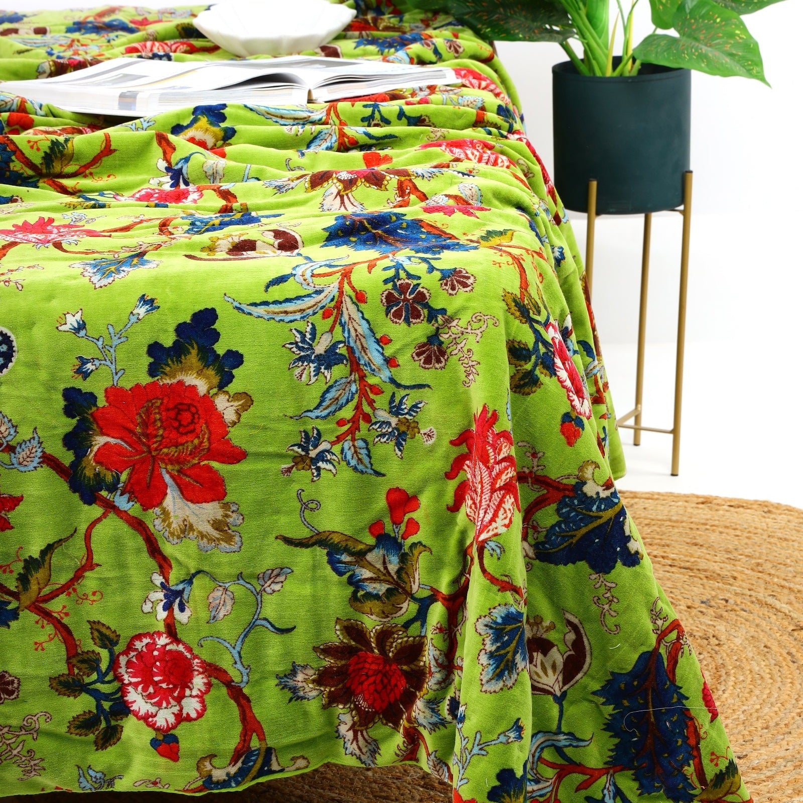 Spring Green Velvet Kantha Quilt - Cosy Style