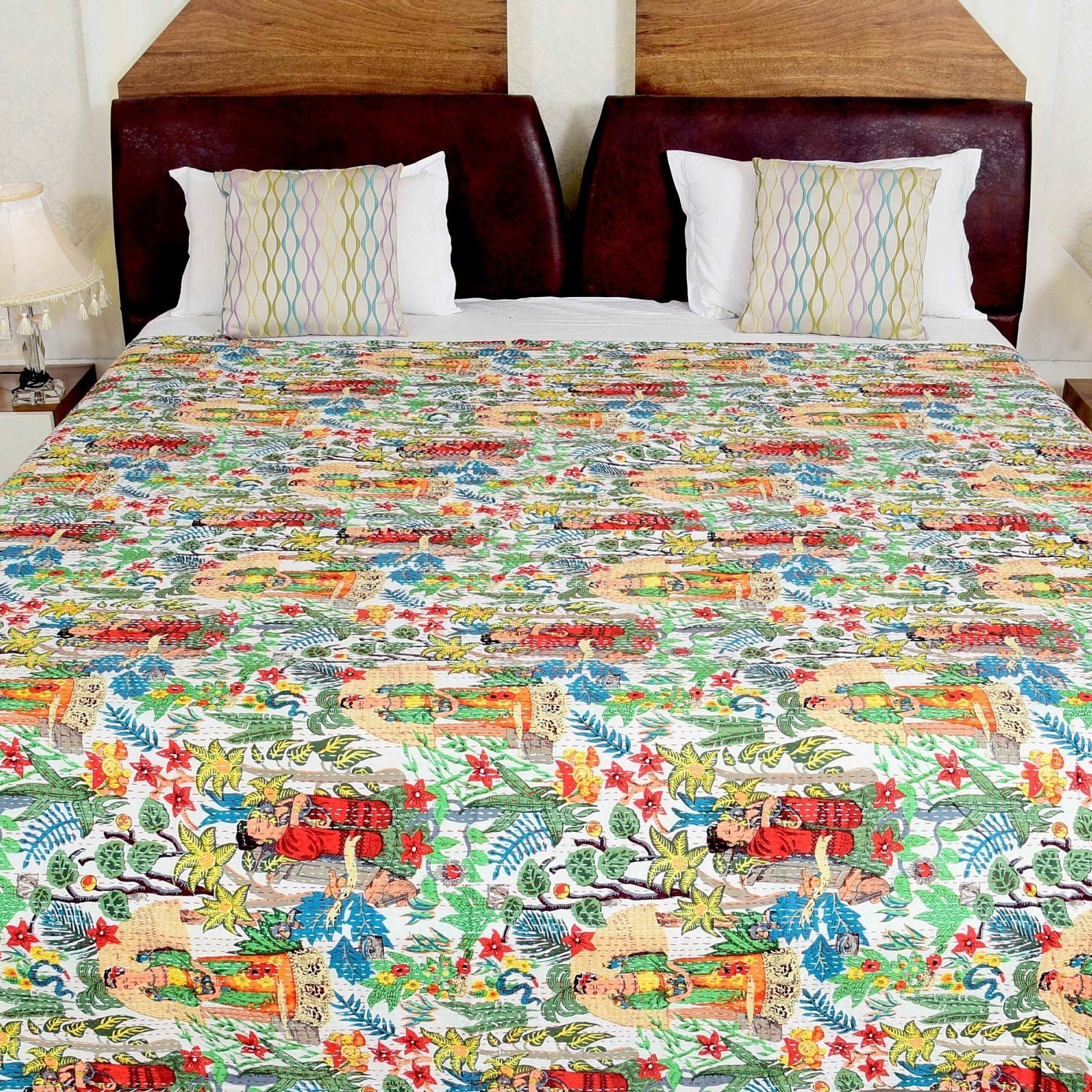 Frida White Kantha Quilt - Unique Style