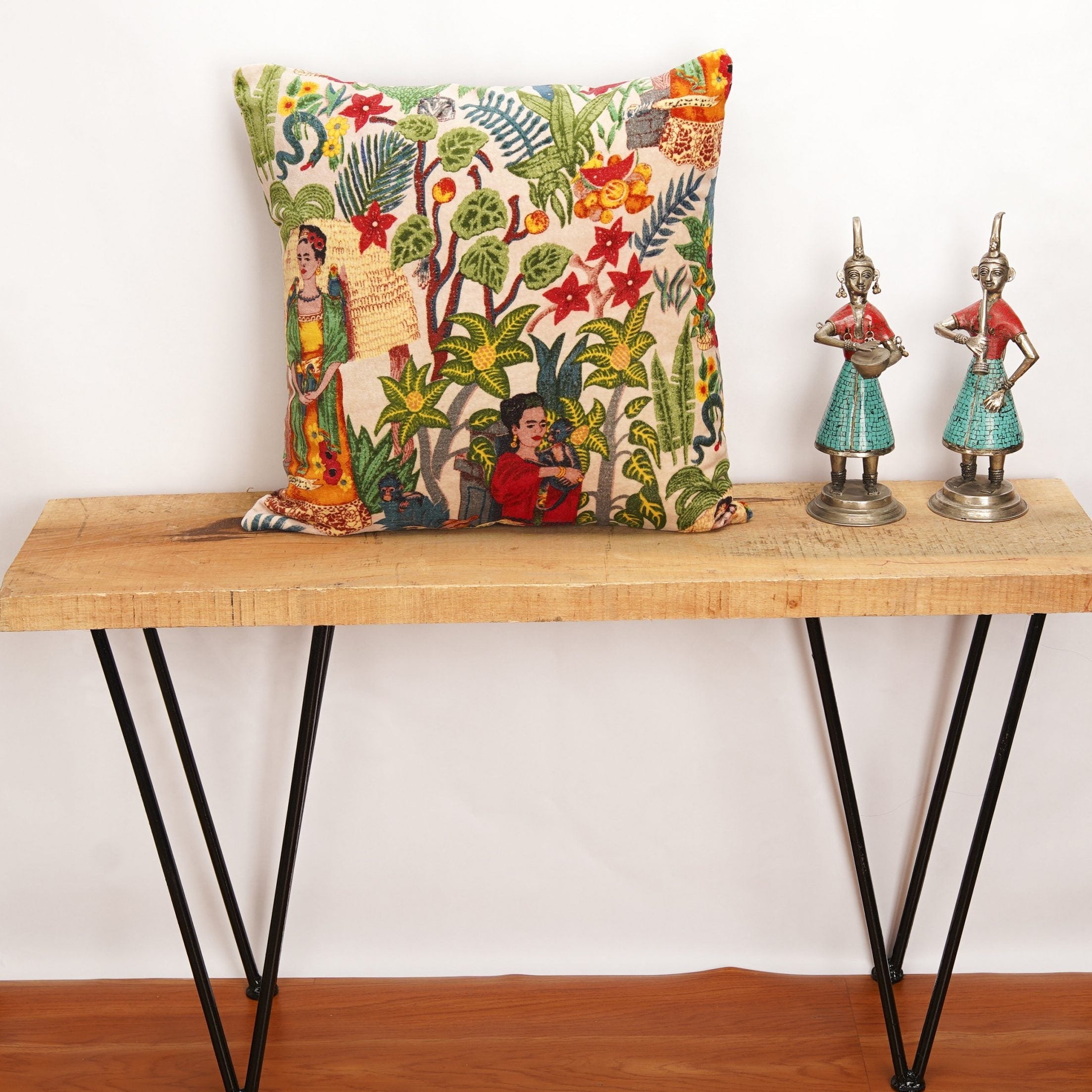 Kahlo's Vibrant Palette Velvet Cushion