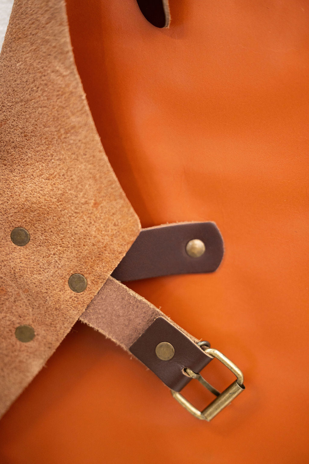 Premium tan leather apron cognac color for barbers and makers