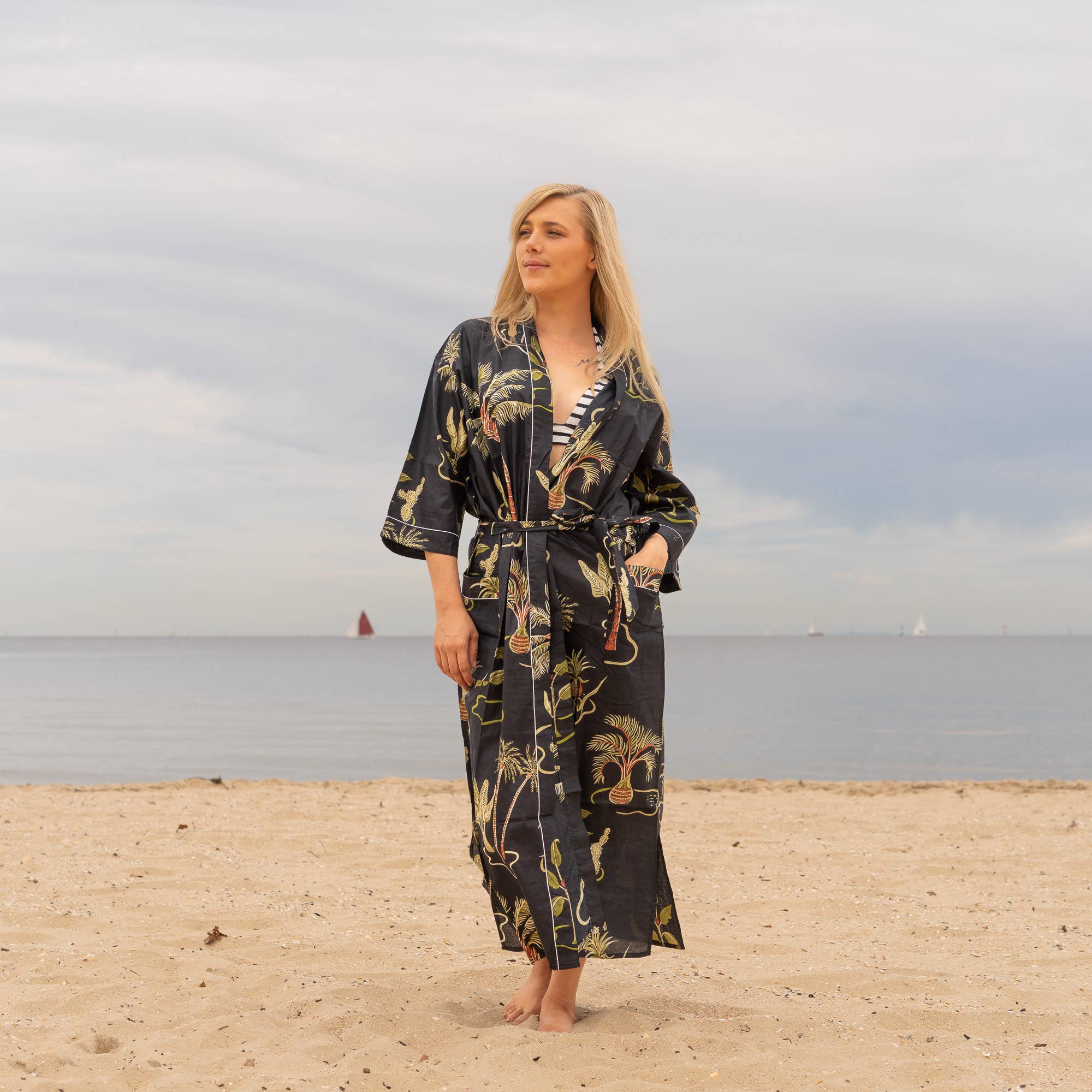 Tropical Black' Women's Cotton Kimono Robe - Exotic Look