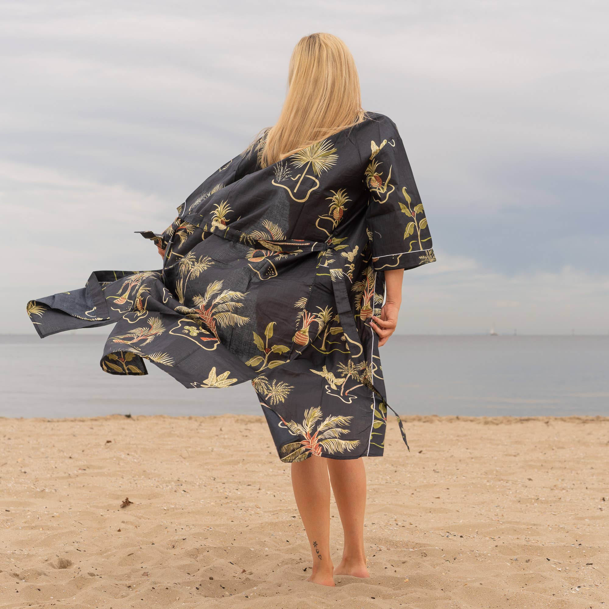 Tropical Black' Women's Cotton Kimono Robe - Exotic Look