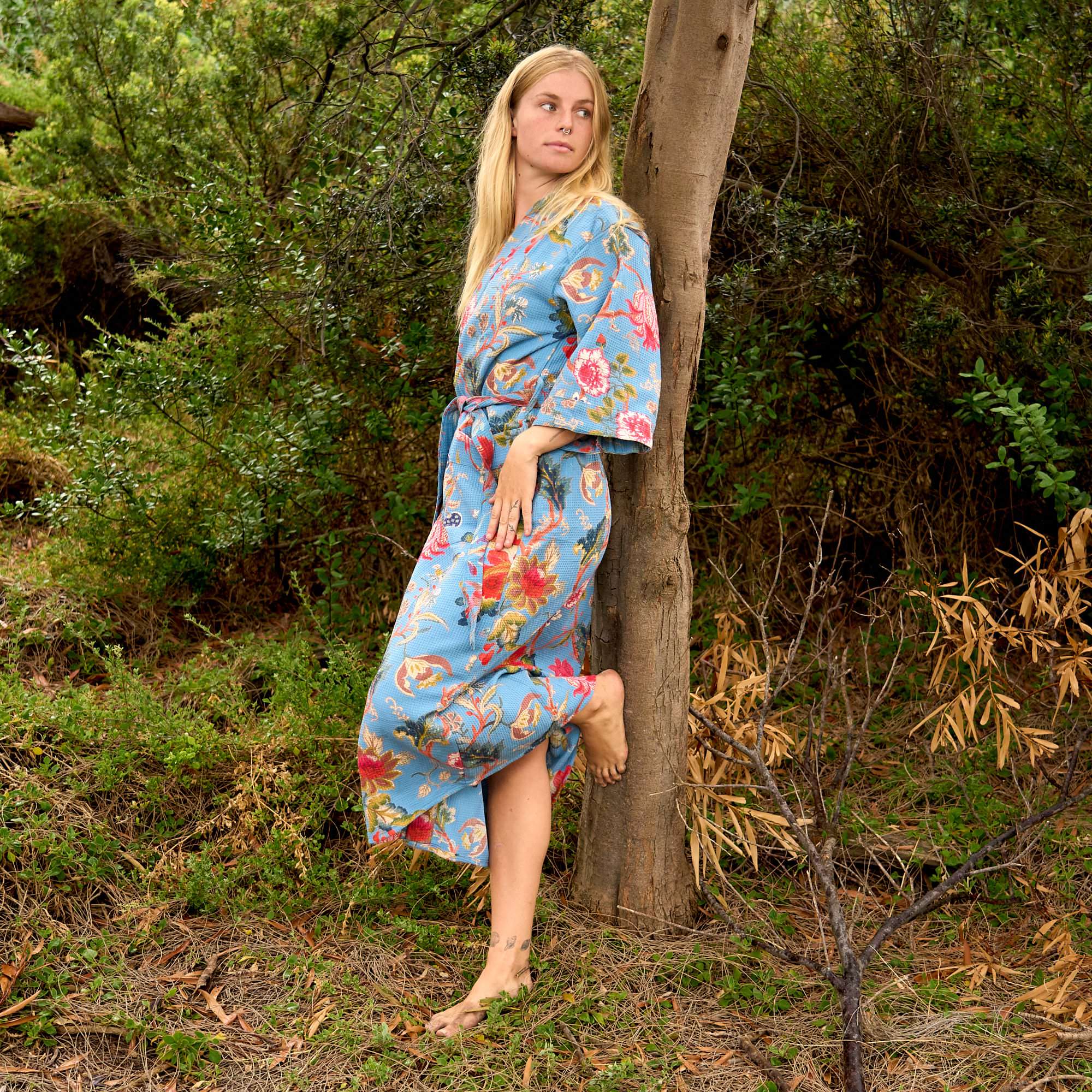 Blue Floral Waffle Cotton Kimono Robe – Serene Sky Elegance