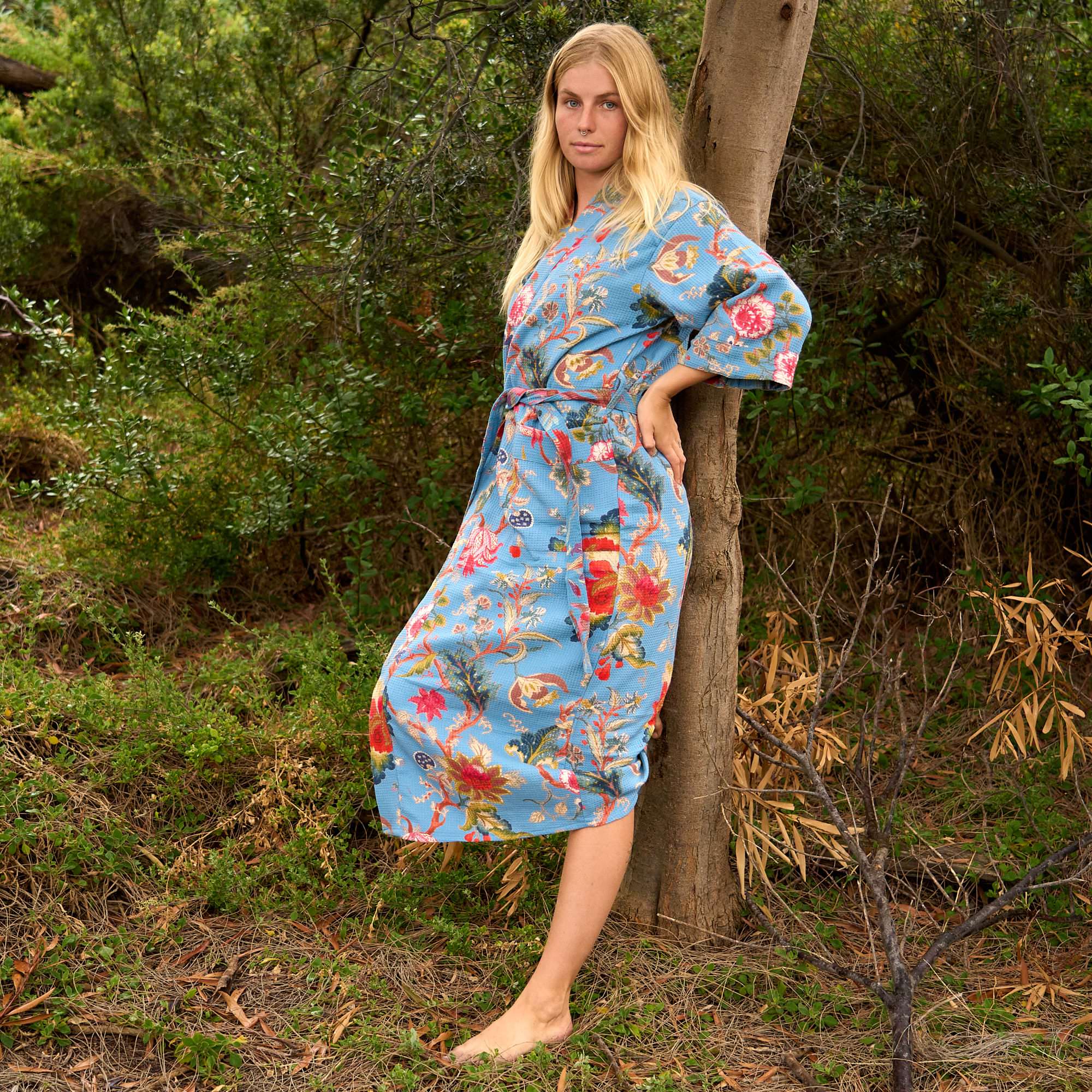 Blue Floral Waffle Cotton Kimono Robe – Serene Sky Elegance
