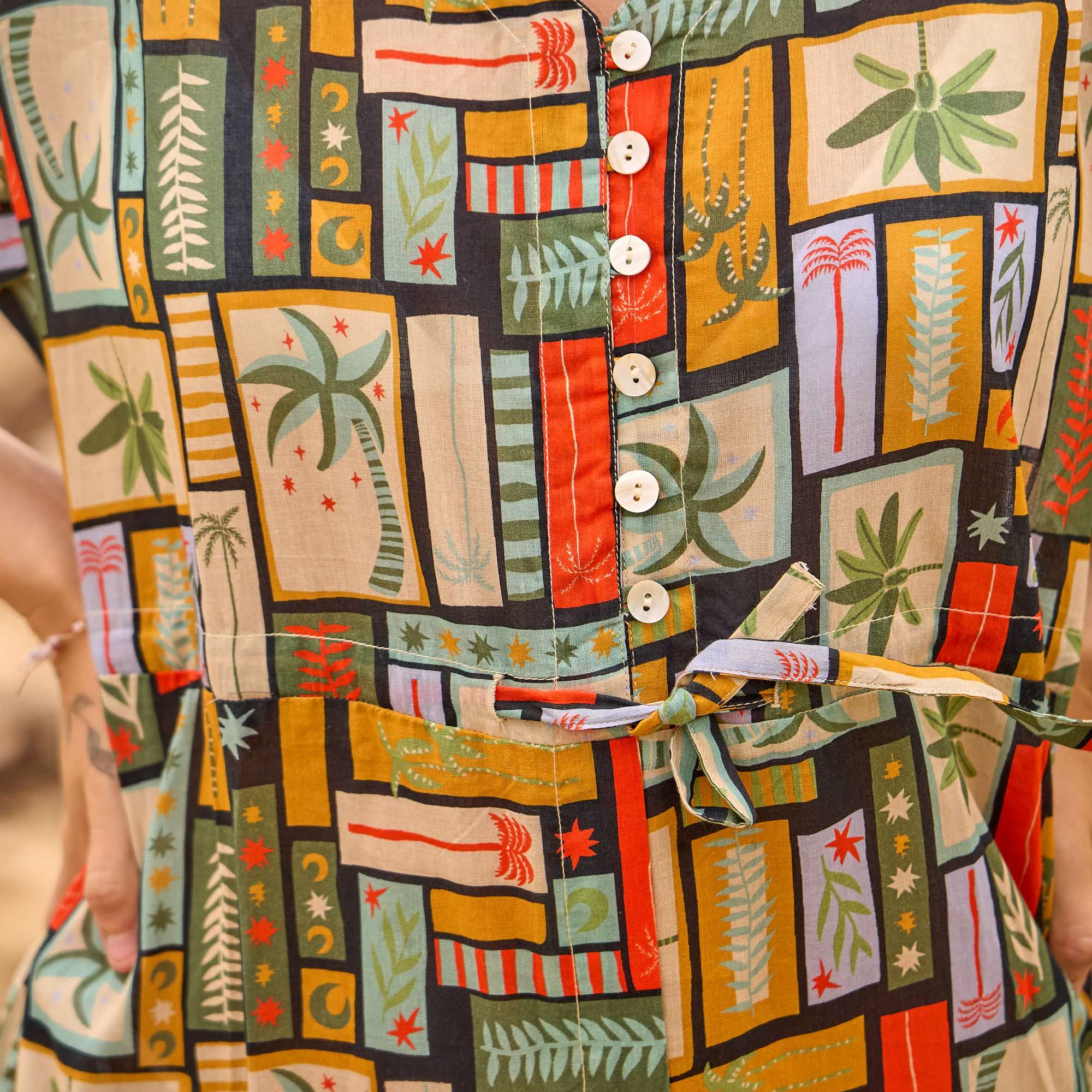 Relaxed fit boho resort wear maxi dress with colorful prints for effortless summer and vacation looks.