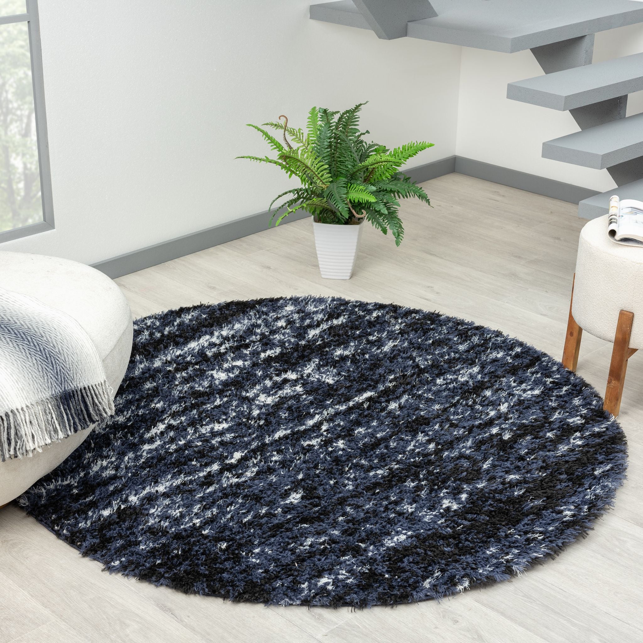 Plushy 386 Lava Navy Round Rug - Modern Round Rug Design