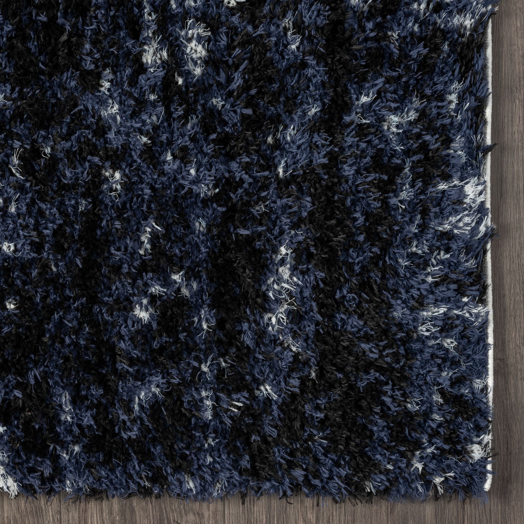 Plushy 386 Lava Navy Rug - Bold Colour & Comfort