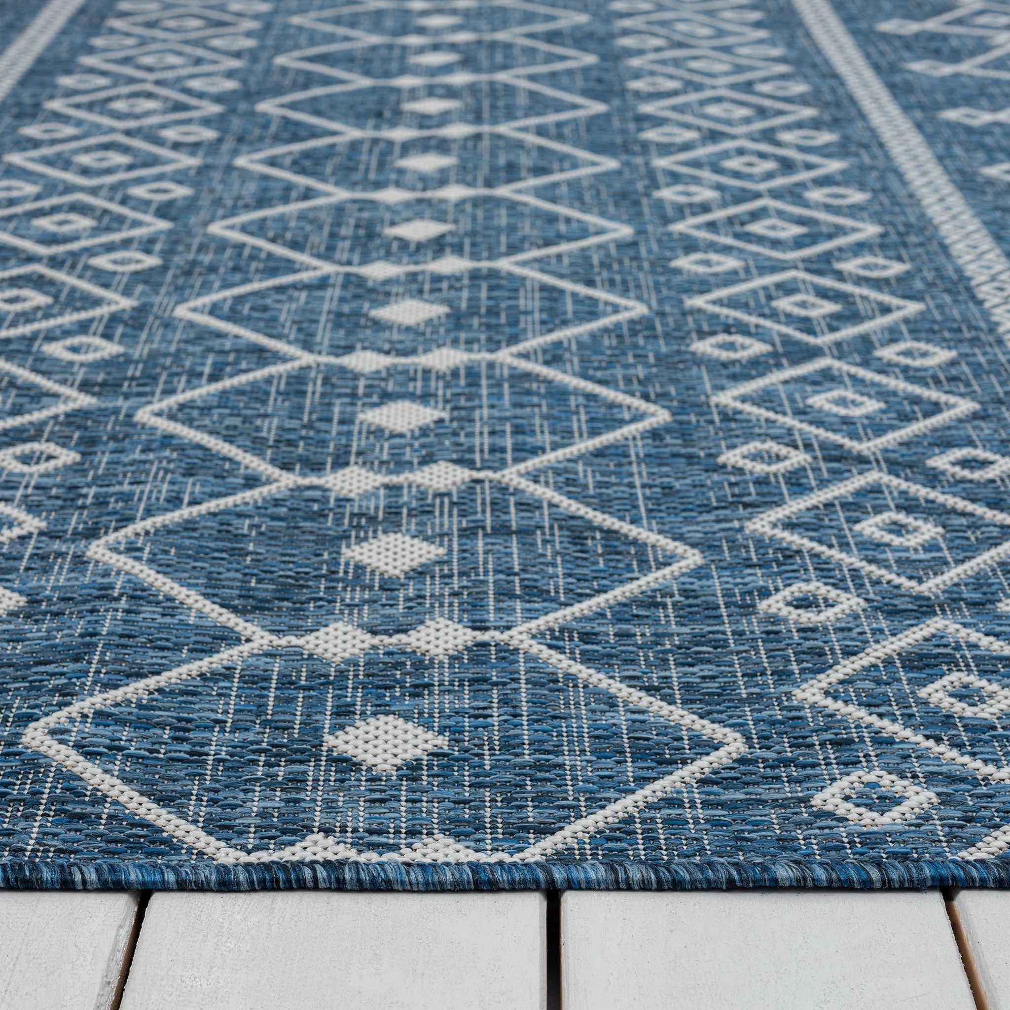 Patio 452 Ocean Light Blue Rug - Breezy Coastal Style