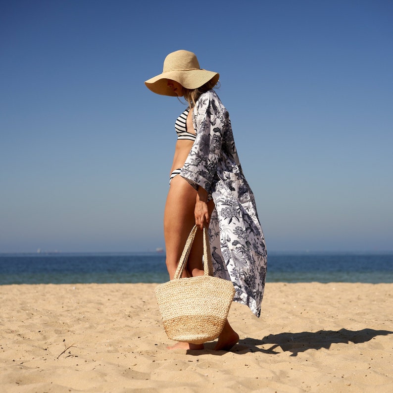 Beachside Blooms' Cotton Kimono Robe | Floral Look
