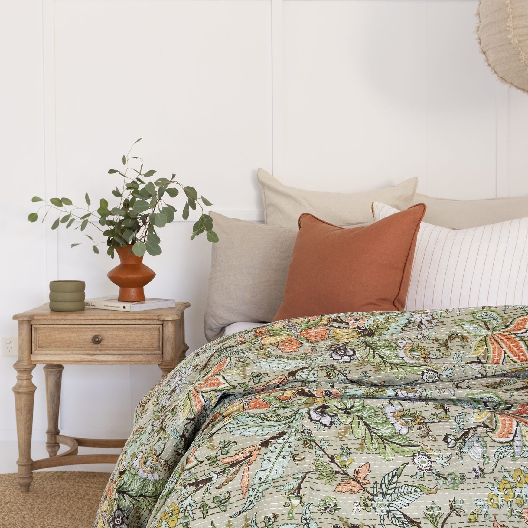 Esha Indian Kantha Quilt Throw – Unique Duvet