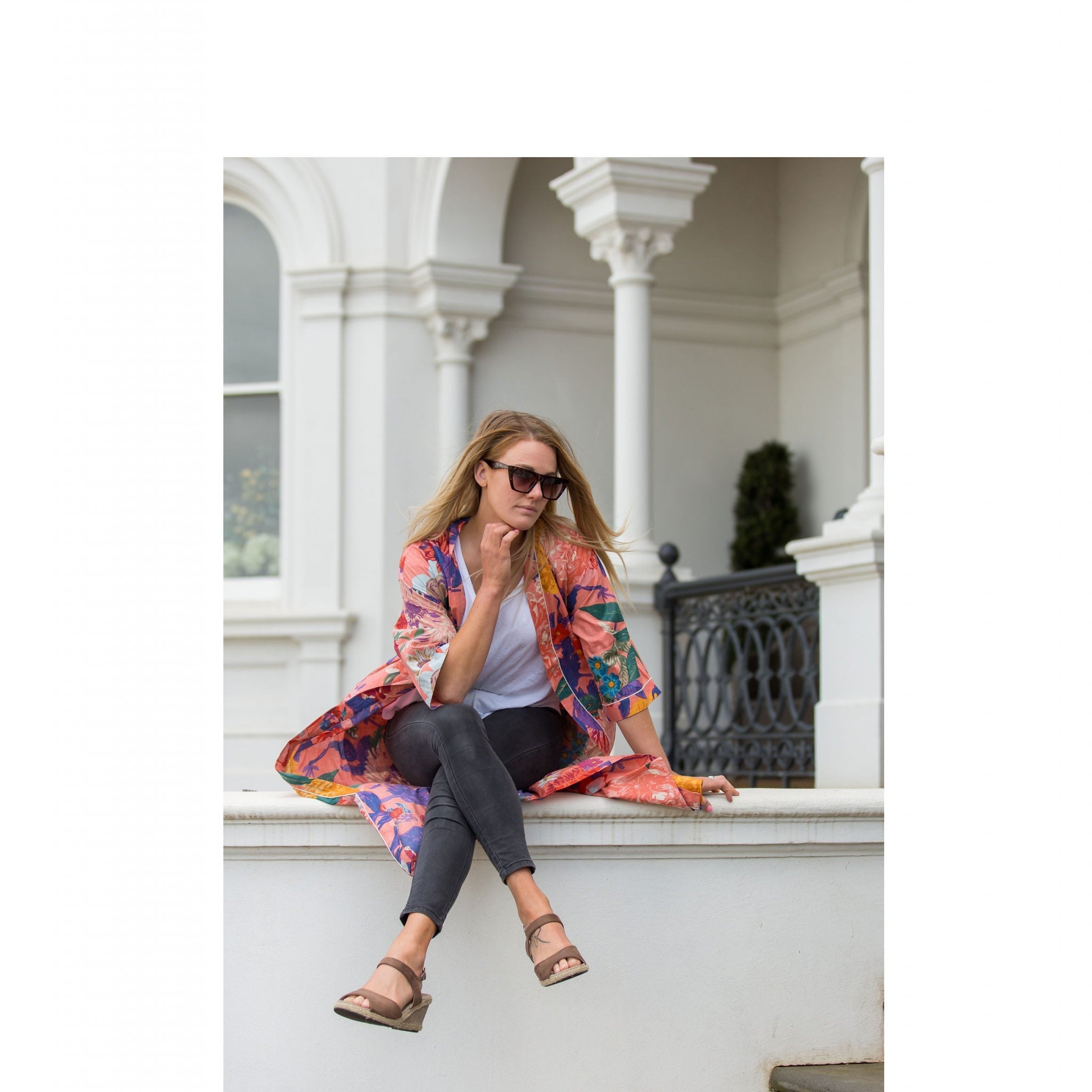'Crimson Cherry' Women’s Cotton Kimono Robe - Chic